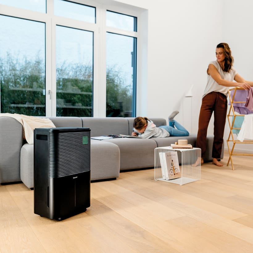Powerful air dehumidification especially suited for large rooms